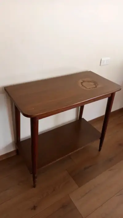 Mesa auxiliar/ arrimo de madera patas de bronce - miniatura 2