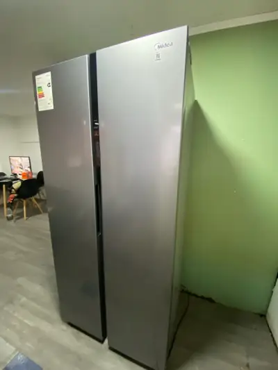 Refrigerador Midea - miniatura 1