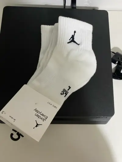 Calcetines blancos Jordan - miniatura 1
