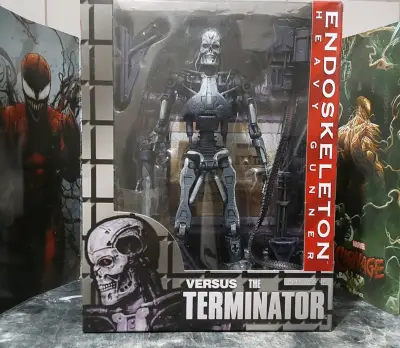Remate Figura de T800(robocop vs terminator) - miniatura 1