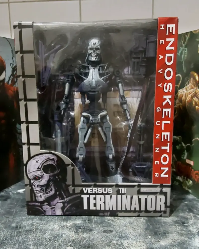 Remate Figura de T800(robocop vs terminator) - 2