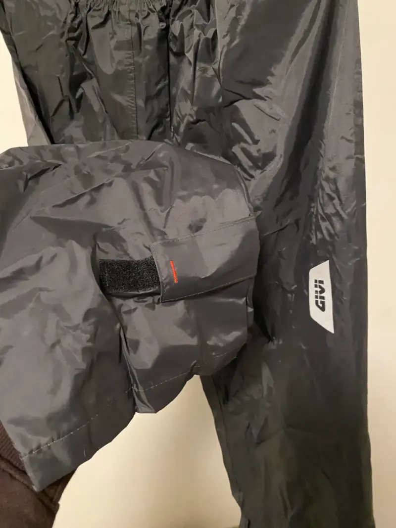 Traje impermeable motociclista Givi - 2