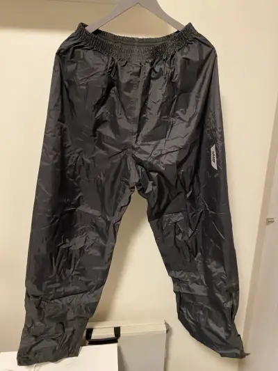 Traje impermeable motociclista Givi - miniatura 3