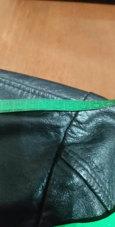Chaqueta de cuero genuino GAP en excelente estado - miniatura 4