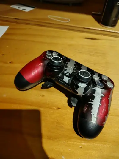 Control PS4 personalizado rojo y negro - miniatura 4