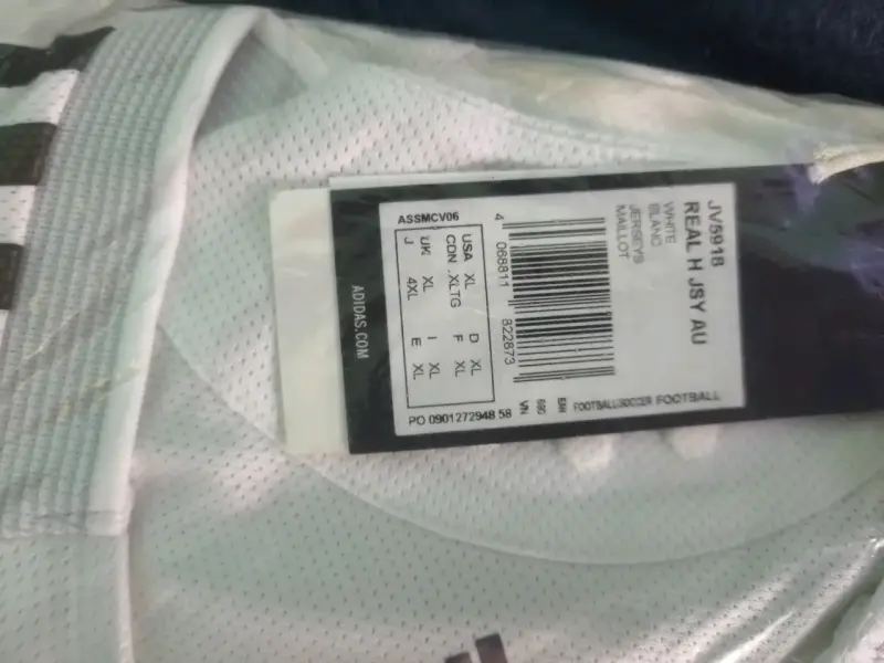 Camiseta Real Madrid Adidas 2025 XL profesional - 3