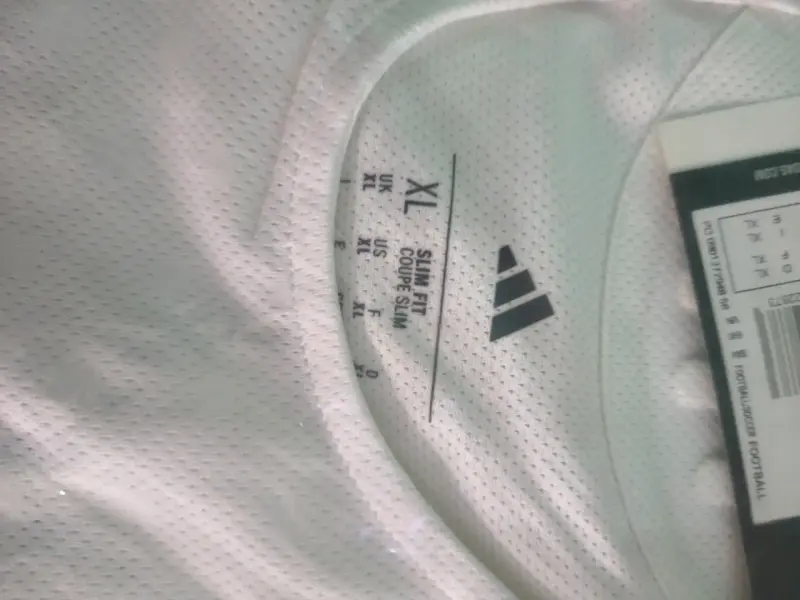 Camiseta Real Madrid Adidas 2025 XL profesional - 4
