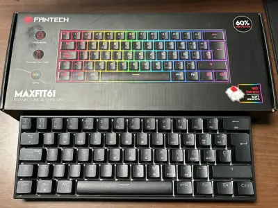 Teclado Mecánico RGB Fantech Maxfit61 - miniatura 1