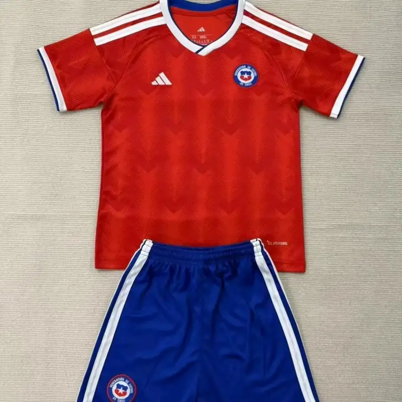 Conjunto de fútbol niños selección chilena Adidas