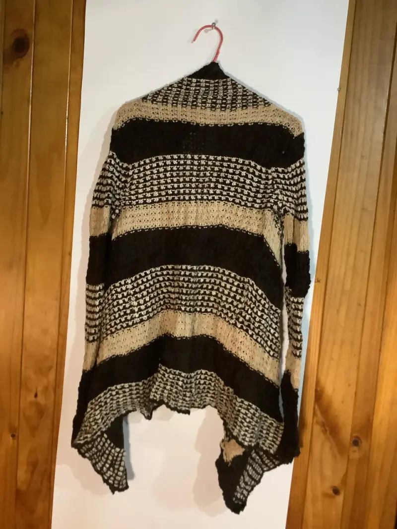 Chaleco tejido de punto negro y beige - 2
