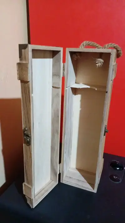 Caja de madera para botellas de vino - miniatura 2