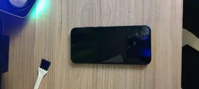 Teléfono Motorola e6plus - miniatura 1