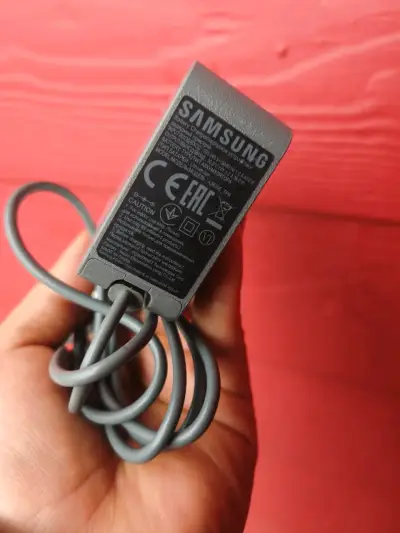 Cargador de Batería Samsung Modelo TPN - miniatura 1