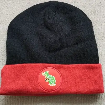 Gorro Nintendo Bowser Negro y Rojo - miniatura 1