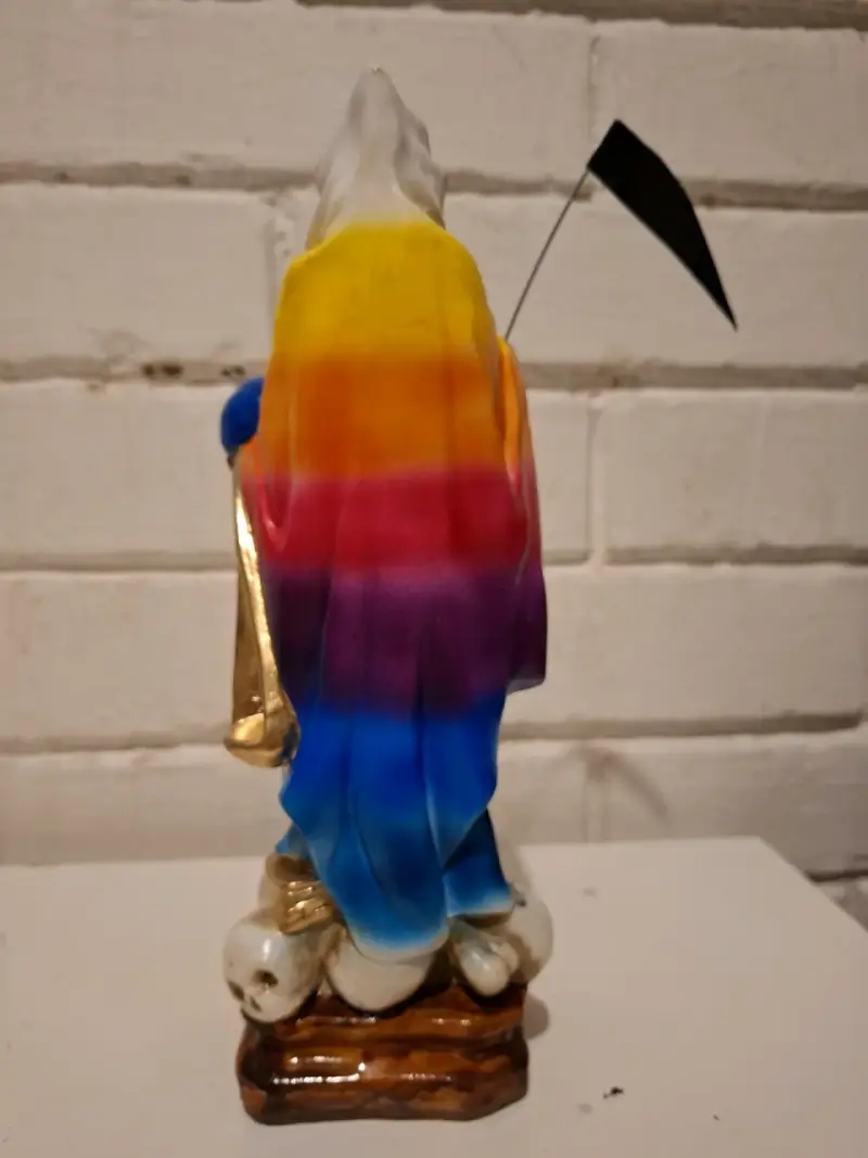 Figura de Santa Muerte 7 colores 30 cm con guadaña - 4