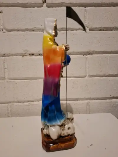 Figura de Santa Muerte 7 colores 30 cm con guadaña - miniatura 5