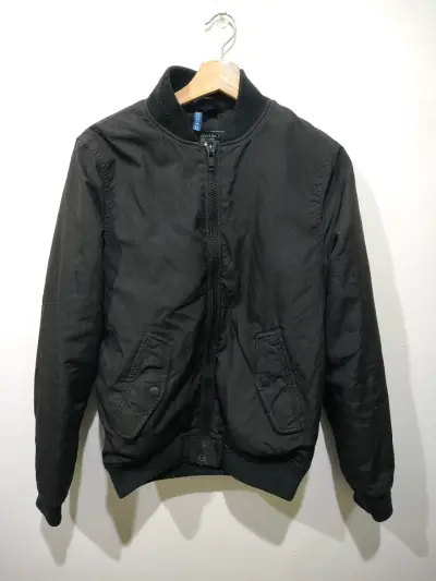 Chaqueta bomber negra para mujer - miniatura 1