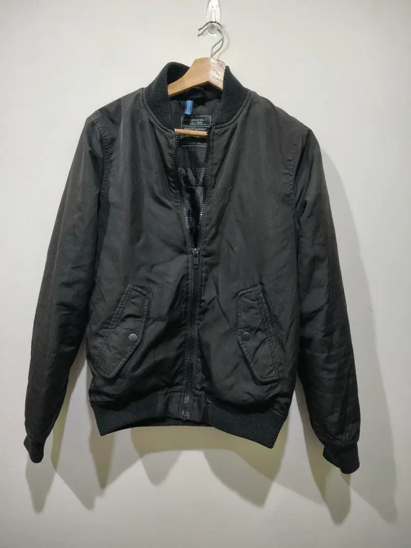 Chaqueta bomber negra para mujer - 3