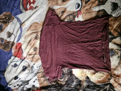 Polera Champion burdeos para hombre - miniatura 3