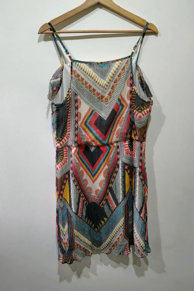 Vestido corto estampado. - 2