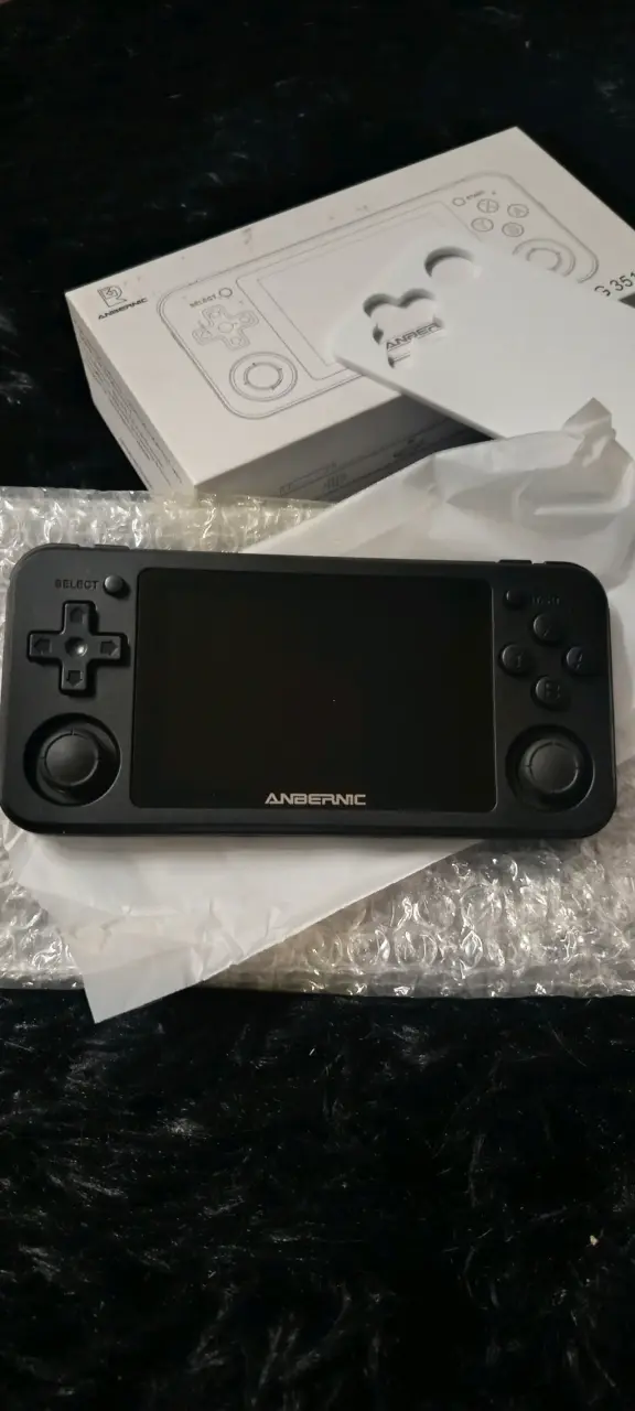 Consola portátil Anbernic RG351 nueva