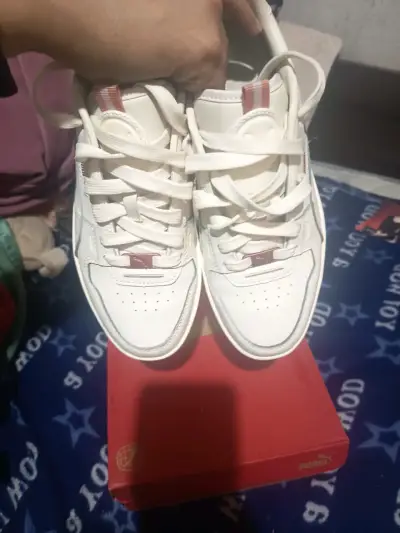 Zapatillas blancas Puma para mujer - miniatura 2