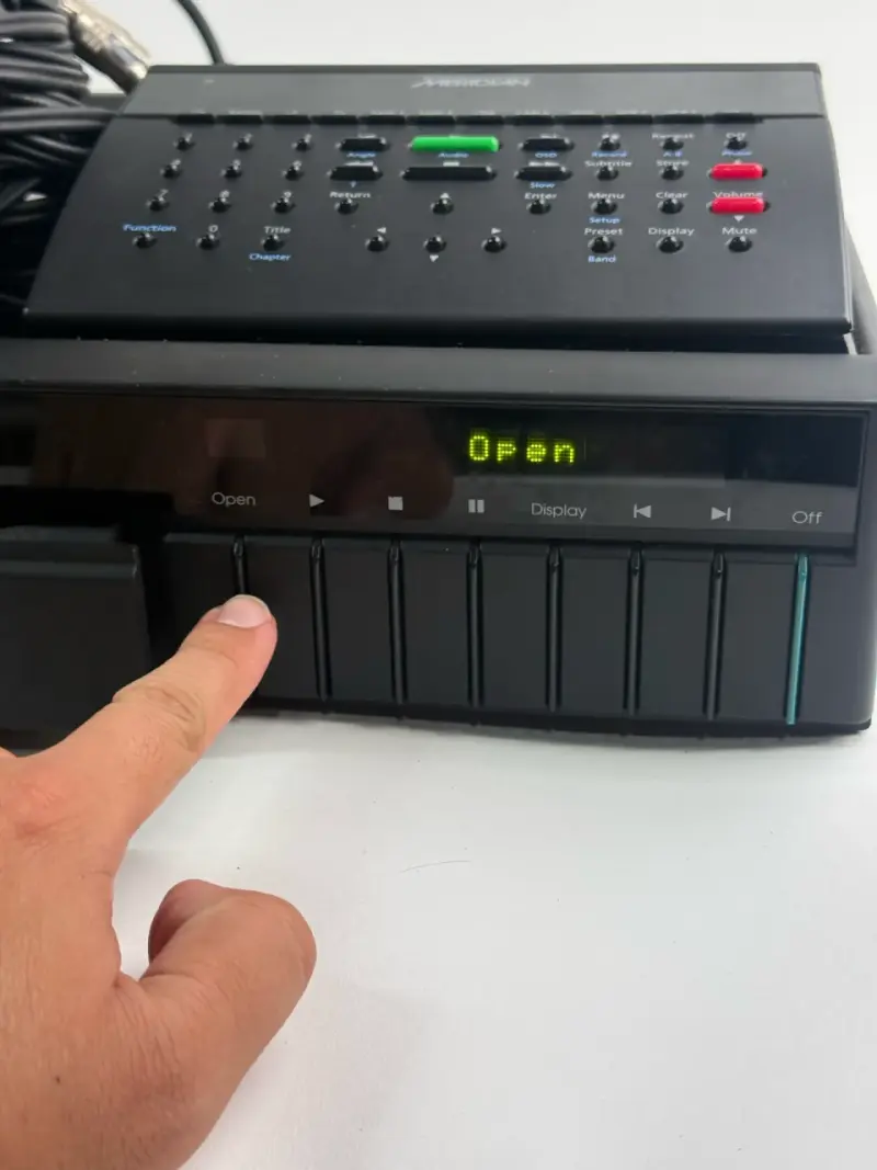 Reproductor de CD Meridian 500 con control remoto - 3