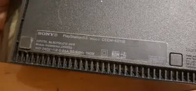 Consola Sony PlayStation 3 PS3 usada - miniatura 2