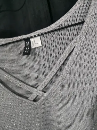 Sweater gris platinado H&M - miniatura 4