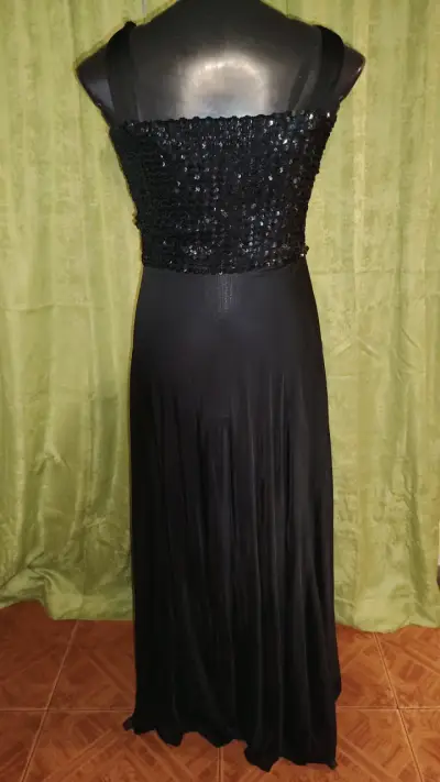 Vestido largo negro con lentejuelas elegante - miniatura 3