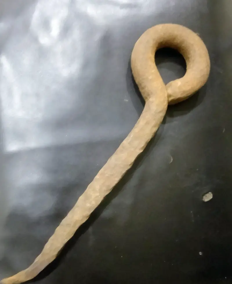 Clavo / Gancho de hierro forjado  artesanal - 3