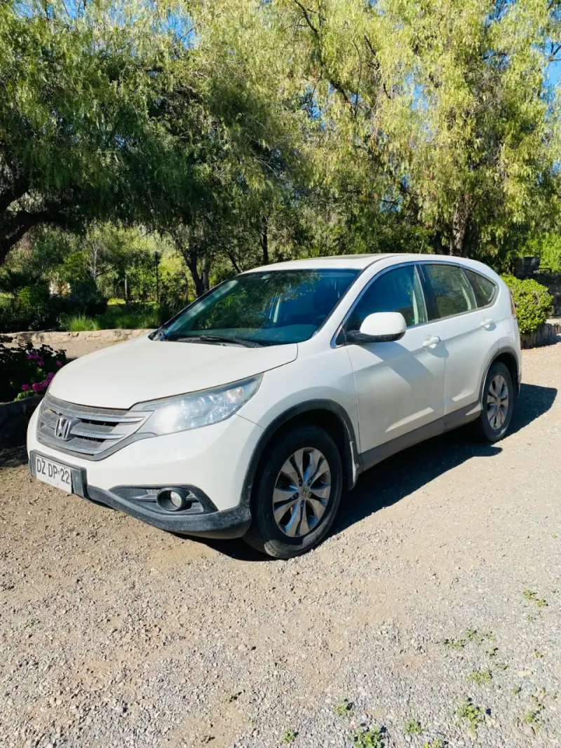 Honda CR-V 2013 SUV Blanco en Buen Estado - 2