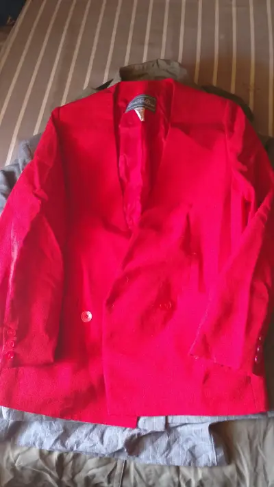 Blazer rojo elegante para mujer talla 10 americana - miniatura 1