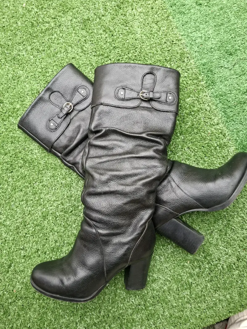 Botas de cuero negras con tacón alto - 5