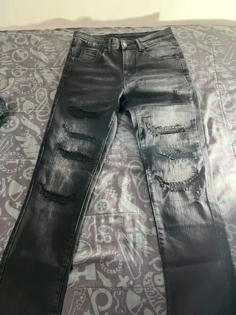 Jeans negros desgastados para hombre - 1
