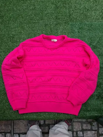Suéter rosado tejido para mujer - miniatura 1