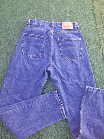 Jeans azul clásico para mujer Zara - miniatura 3