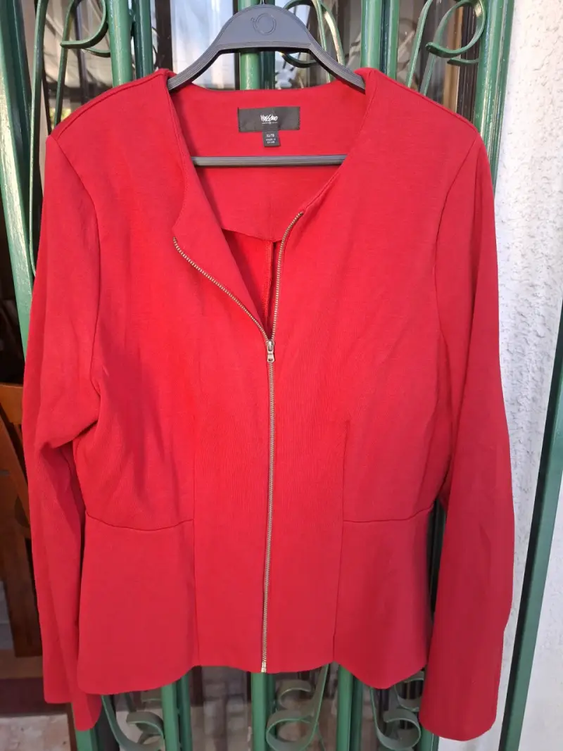 Chaqueta roja con cierre Mossimo talla XL - 5