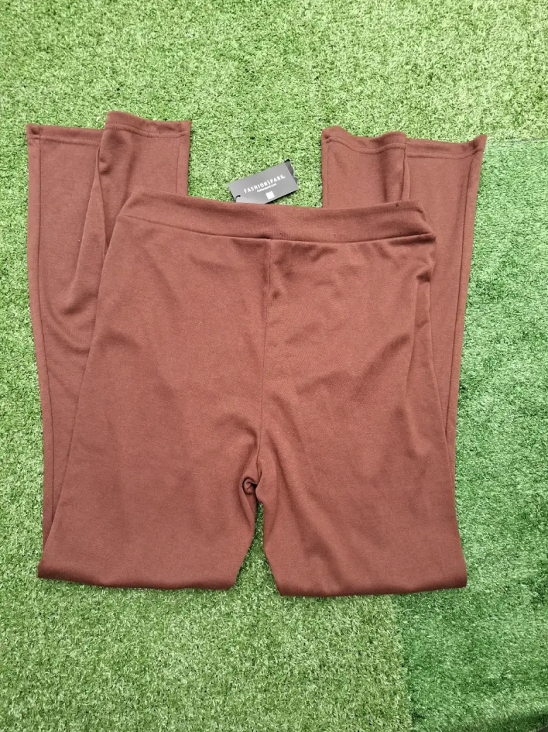 Pantalones acampanados marrones Fashion Park - 2