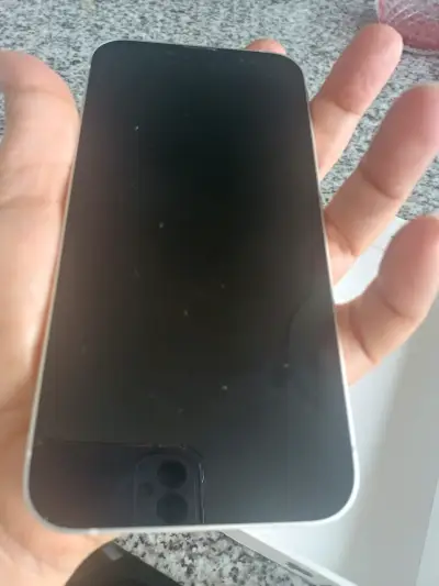 iPhone 13 en caja original color blanco - miniatura 6