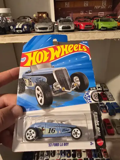 Colección de 15 autos Hot Wheels nuevos - miniatura 4