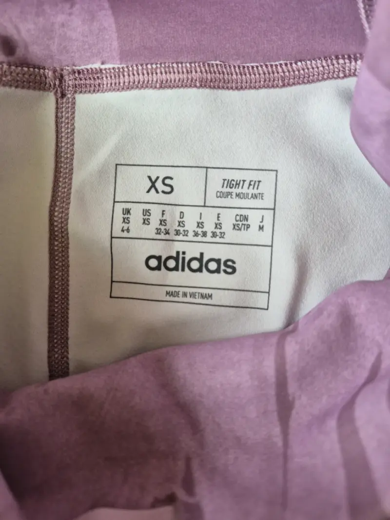 Calzas deportivos Adidas con bolsillos - 5