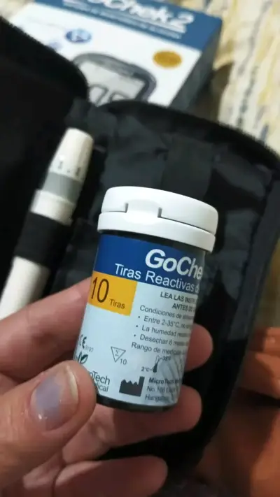 Kit de monitoreo de glucosa GoChek2 con tiras reactivas - miniatura 2