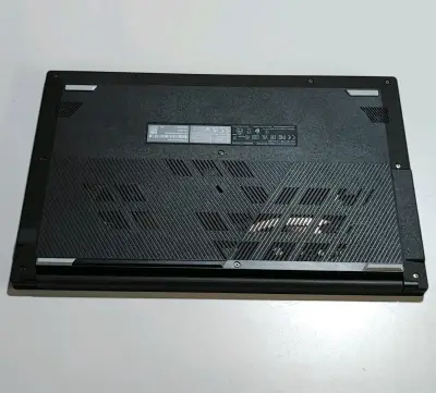 Laptop ASUS VivoBook 16GB RAM Ryzen 5 - miniatura 1