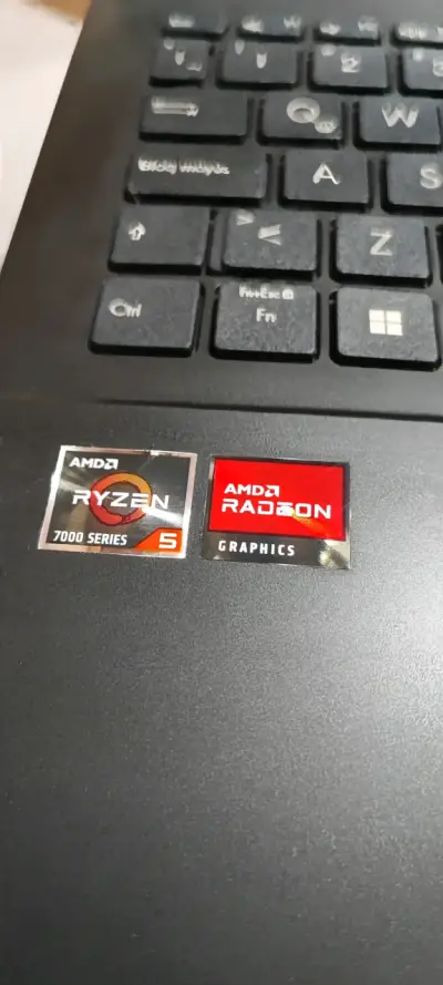 Laptop ASUS VivoBook 16GB RAM Ryzen 5 - miniatura 5