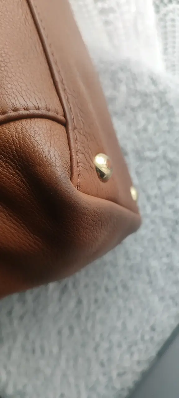 Tote Michael Kors, cuero detalles mínimos. - 5