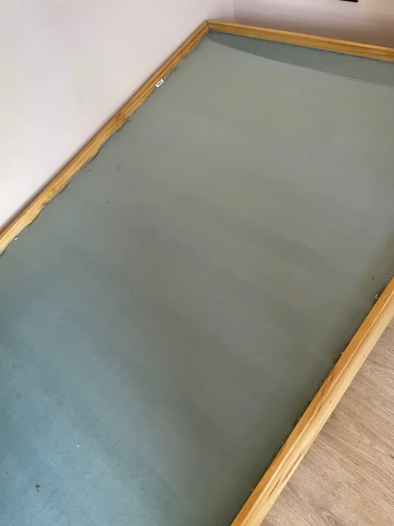 Cama de madera 1.5 plazas con colchón - 2