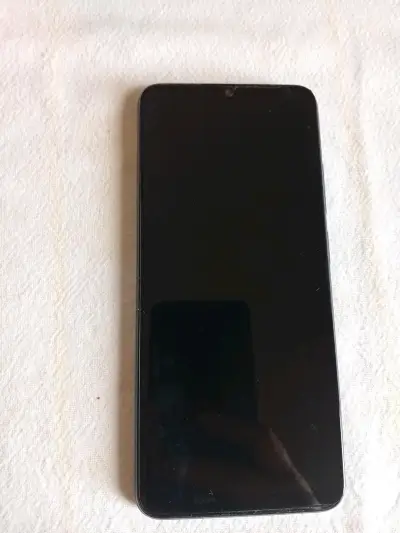 Smartphone Redmi azul con 128GB de almacenamiento - miniatura 4