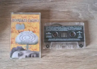 Cassette Bombazo Latino – Varios Artistas - miniatura 1