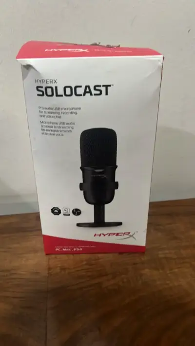 Micrófono USB HyperX SoloCast para streaming - miniatura 1